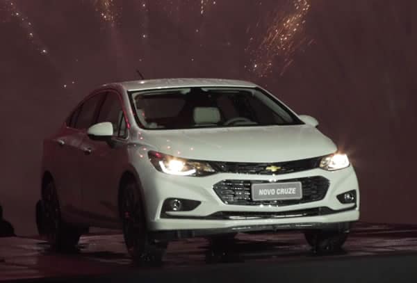 LIVE – Cruze